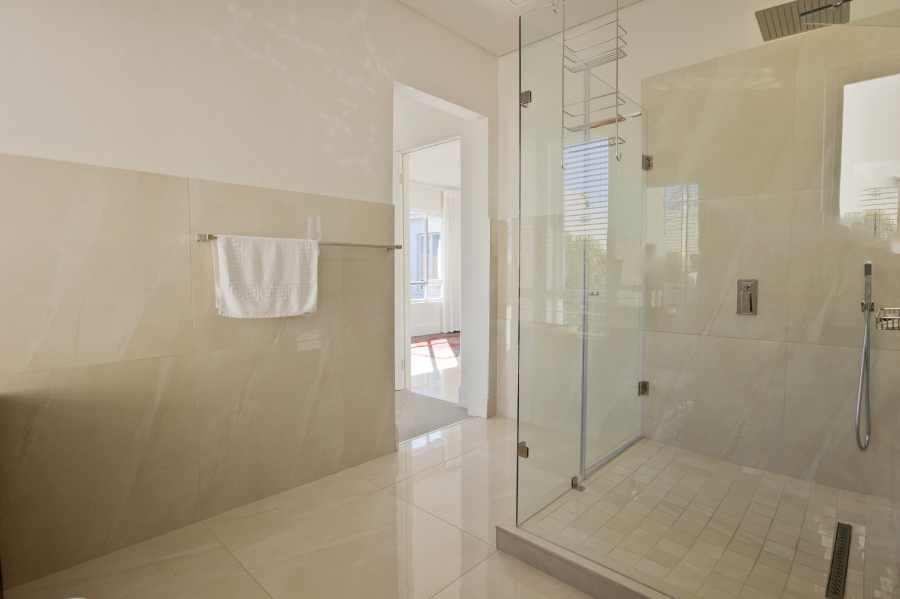 To Let 3 Bedroom Property for Rent in Sunset Beach Western Cape